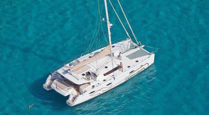 WORLD'S END FOUNTAINE PAJOT  2010